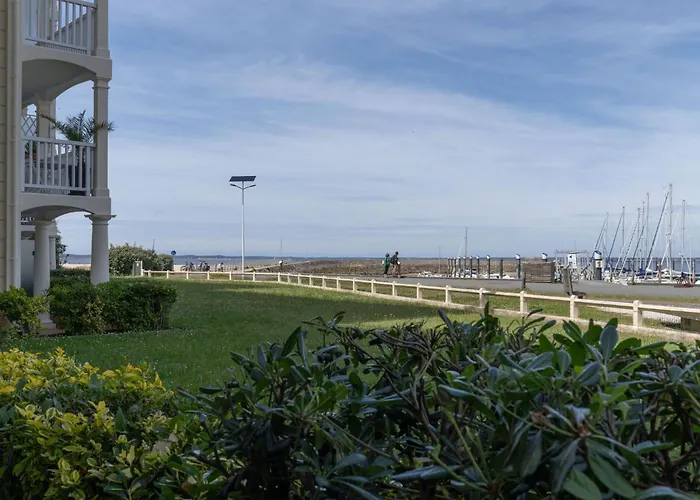 Du Port-4 By Interhome *